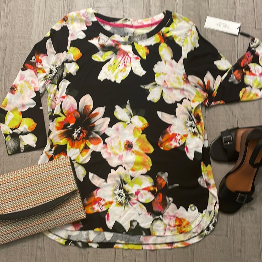 Calvin Klein Performance NWT 3/4 sleeve Floral Top Medium